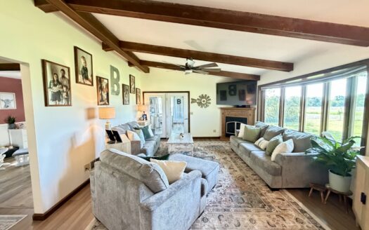 1152 Pheasant Road, Marysville, KS