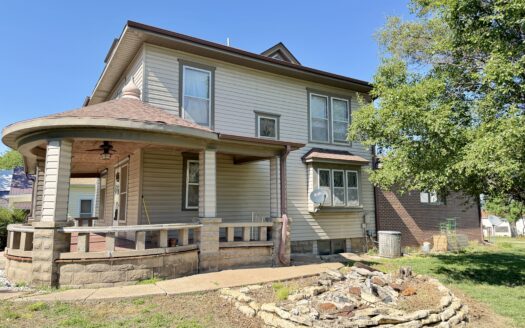 112 North Main Street, Barnes, KS